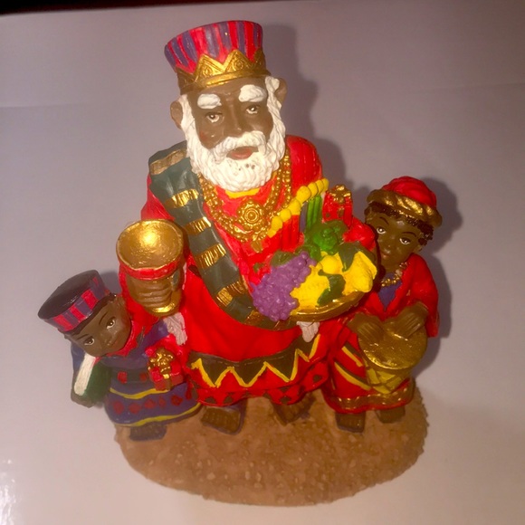 Vintage Santas from Around the World, Kawanzaa African 1996 Statue - Picture 1 of 4